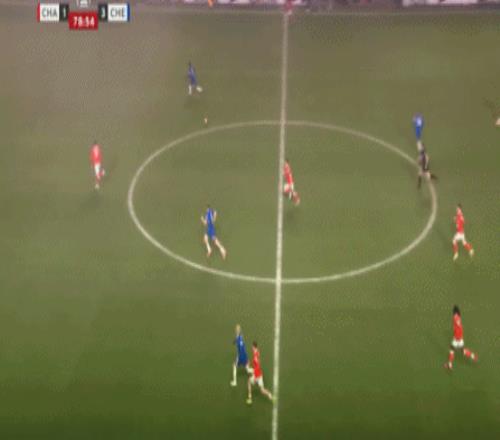 维拉队三将,首登英格兰,首发舞台,乐鱼体育平台,乐鱼体育官方网站,乐鱼体育登录入口,乐鱼体育app下载